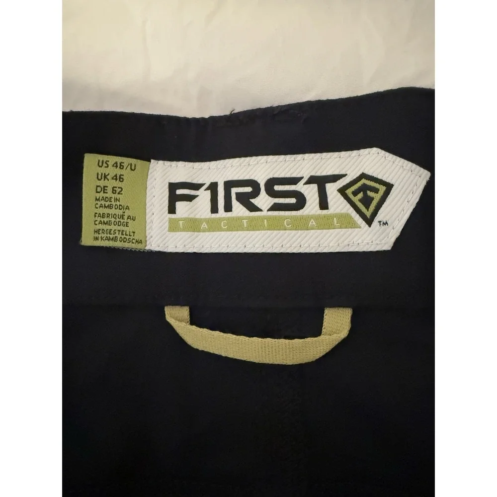 First Tactical Black Cargo Shorts Teflon Fabric Protector Button Zipper. N83
